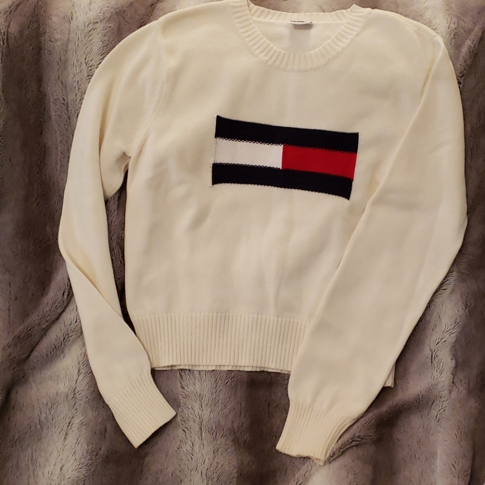 Tommy Hilfiger ivory sweater jrs xl